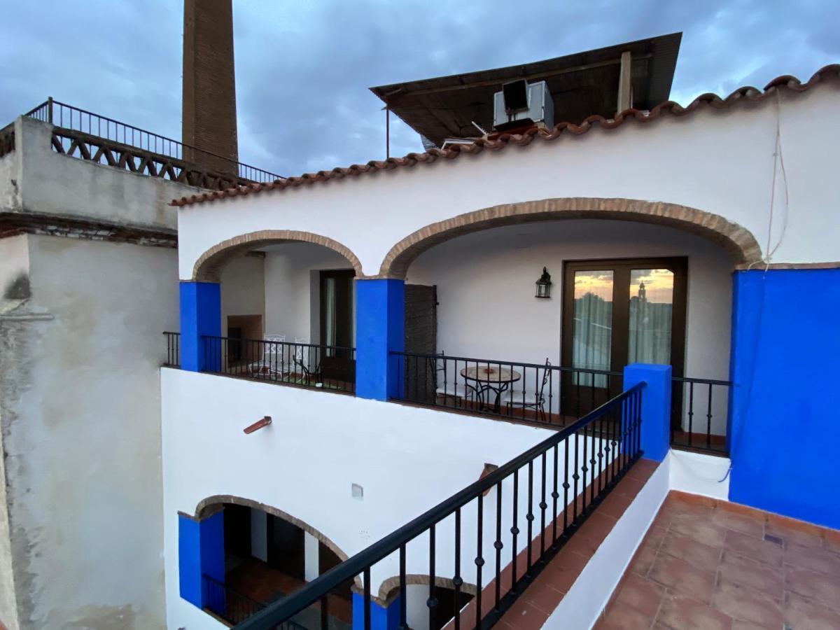 Hotel Rural La Posada De Las Cigueenas جيريز دي لوس كاباليروس المظهر الخارجي الصورة