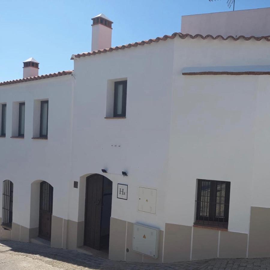 Hotel Rural La Posada De Las Cigueenas جيريز دي لوس كاباليروس المظهر الخارجي الصورة