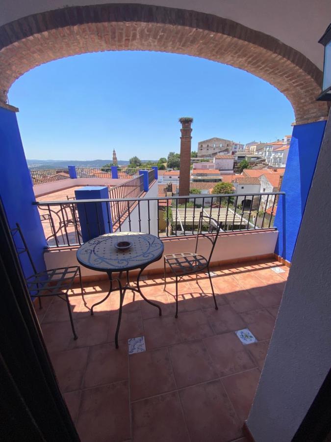 Hotel Rural La Posada De Las Cigueenas جيريز دي لوس كاباليروس المظهر الخارجي الصورة