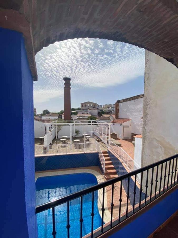 Hotel Rural La Posada De Las Cigueenas جيريز دي لوس كاباليروس المظهر الخارجي الصورة