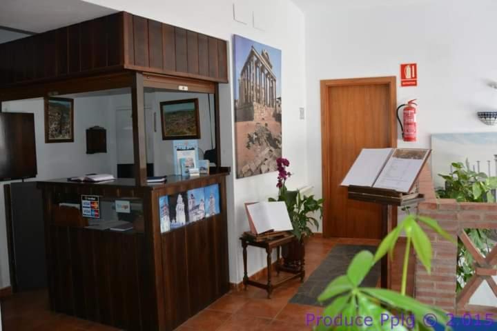 Hotel Rural La Posada De Las Cigueenas جيريز دي لوس كاباليروس المظهر الخارجي الصورة