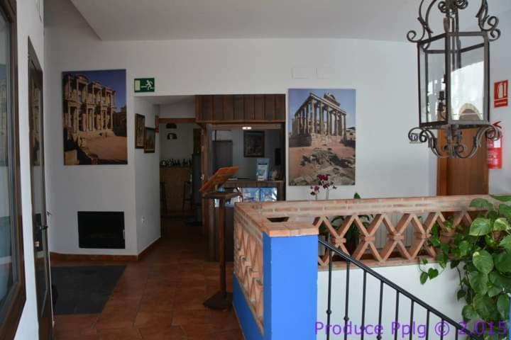 Hotel Rural La Posada De Las Cigueenas جيريز دي لوس كاباليروس المظهر الخارجي الصورة