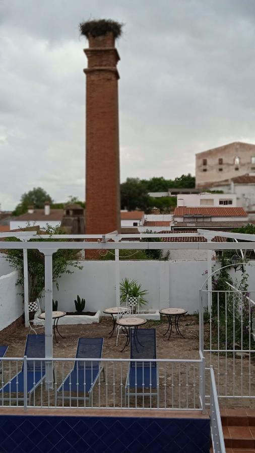 Hotel Rural La Posada De Las Cigueenas جيريز دي لوس كاباليروس المظهر الخارجي الصورة