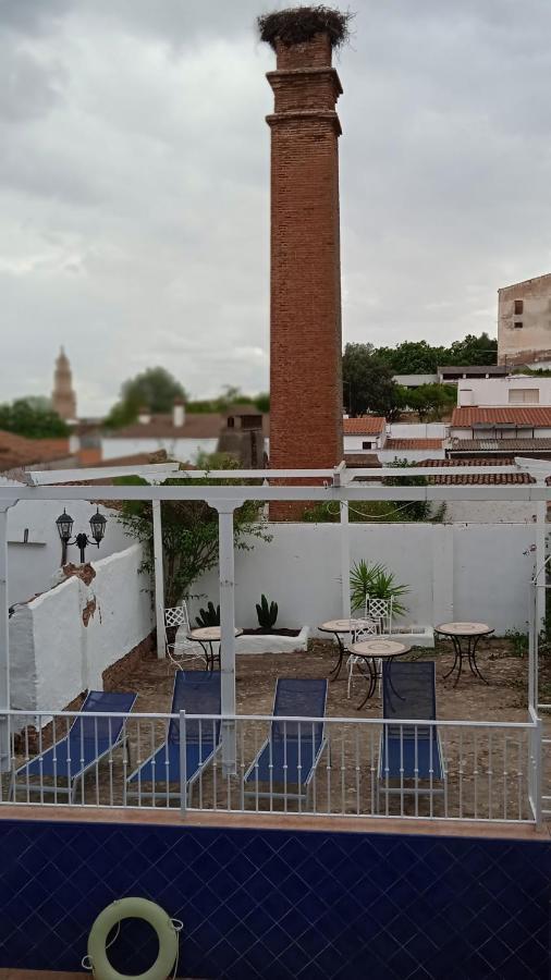 Hotel Rural La Posada De Las Cigueenas جيريز دي لوس كاباليروس المظهر الخارجي الصورة